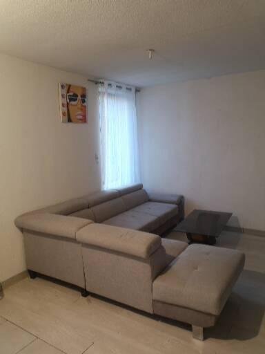 F1 1er étage 3 personnes Apartamento Aubenas Exterior foto
