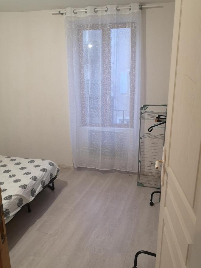 F1 1er étage 3 personnes Apartamento Aubenas Exterior foto
